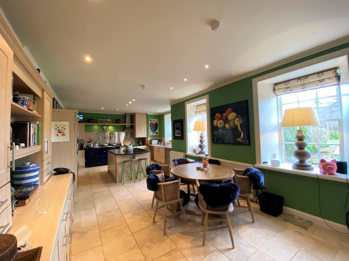 Carnell Country Estate & Holiday Cottages In Ayrshire Hurlford Extérieur photo