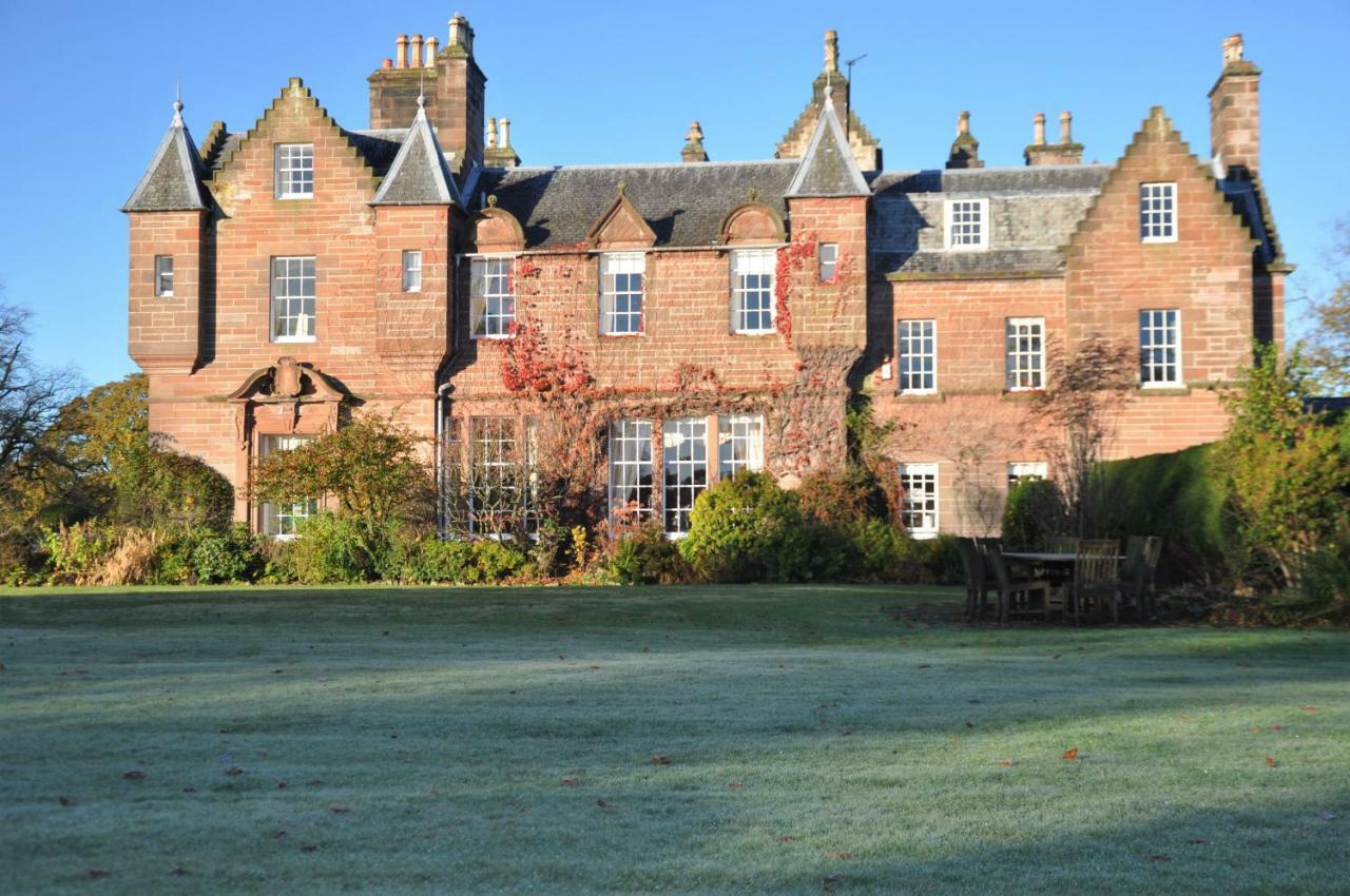 Carnell Country Estate & Holiday Cottages In Ayrshire Hurlford Extérieur photo