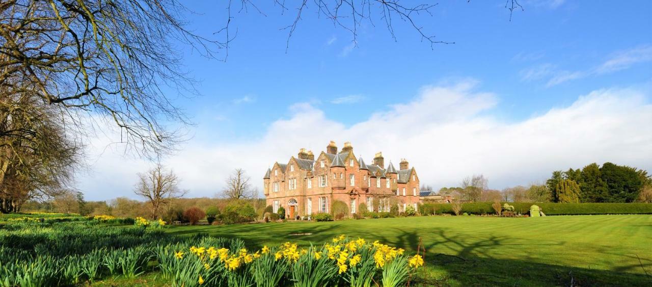Carnell Country Estate & Holiday Cottages In Ayrshire Hurlford Extérieur photo